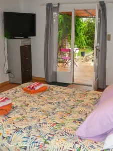 Chambres d'hôtes ou Studio spacieux privatifs