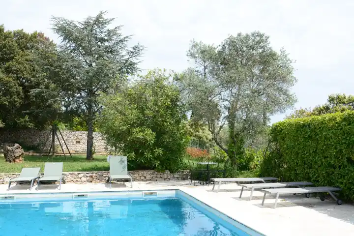 piscine sièges longues