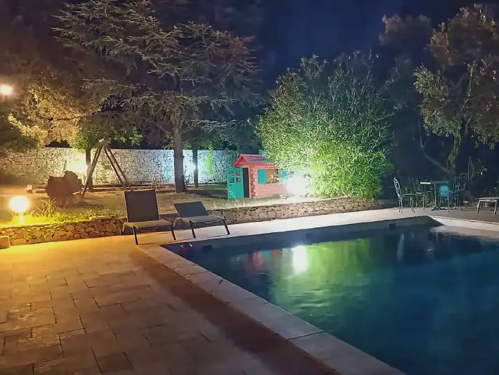 PISCINE NUIT