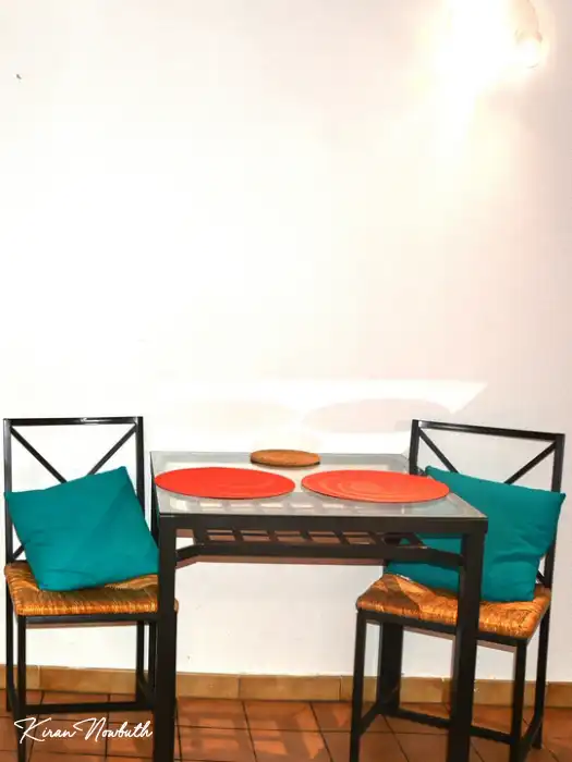 Studio table salon